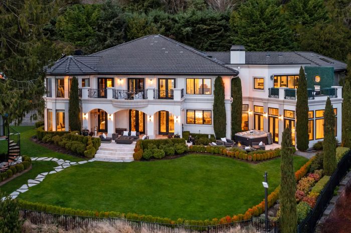 Ultra Luxury Homes For Sale | W Collection
